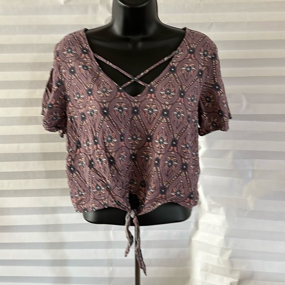 Purple Floral Pattern Blouse Short Sleeve Women’s Lightweight Top